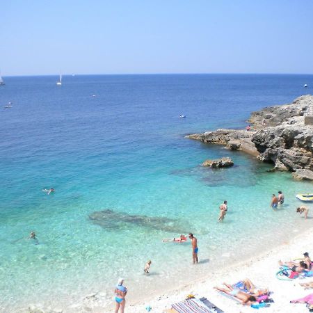 Apartman Adriatic Pula Dış mekan fotoğraf