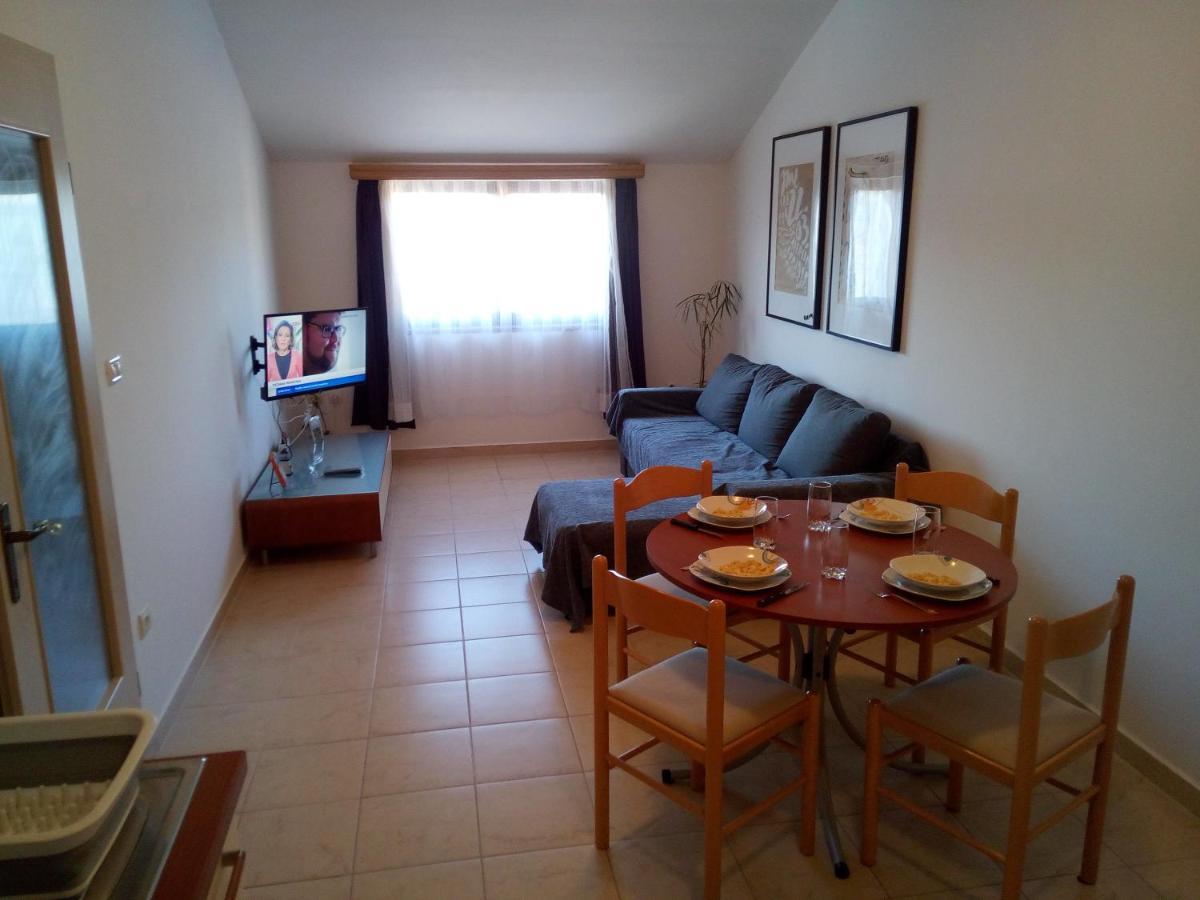 Apartman Adriatic Pula Dış mekan fotoğraf