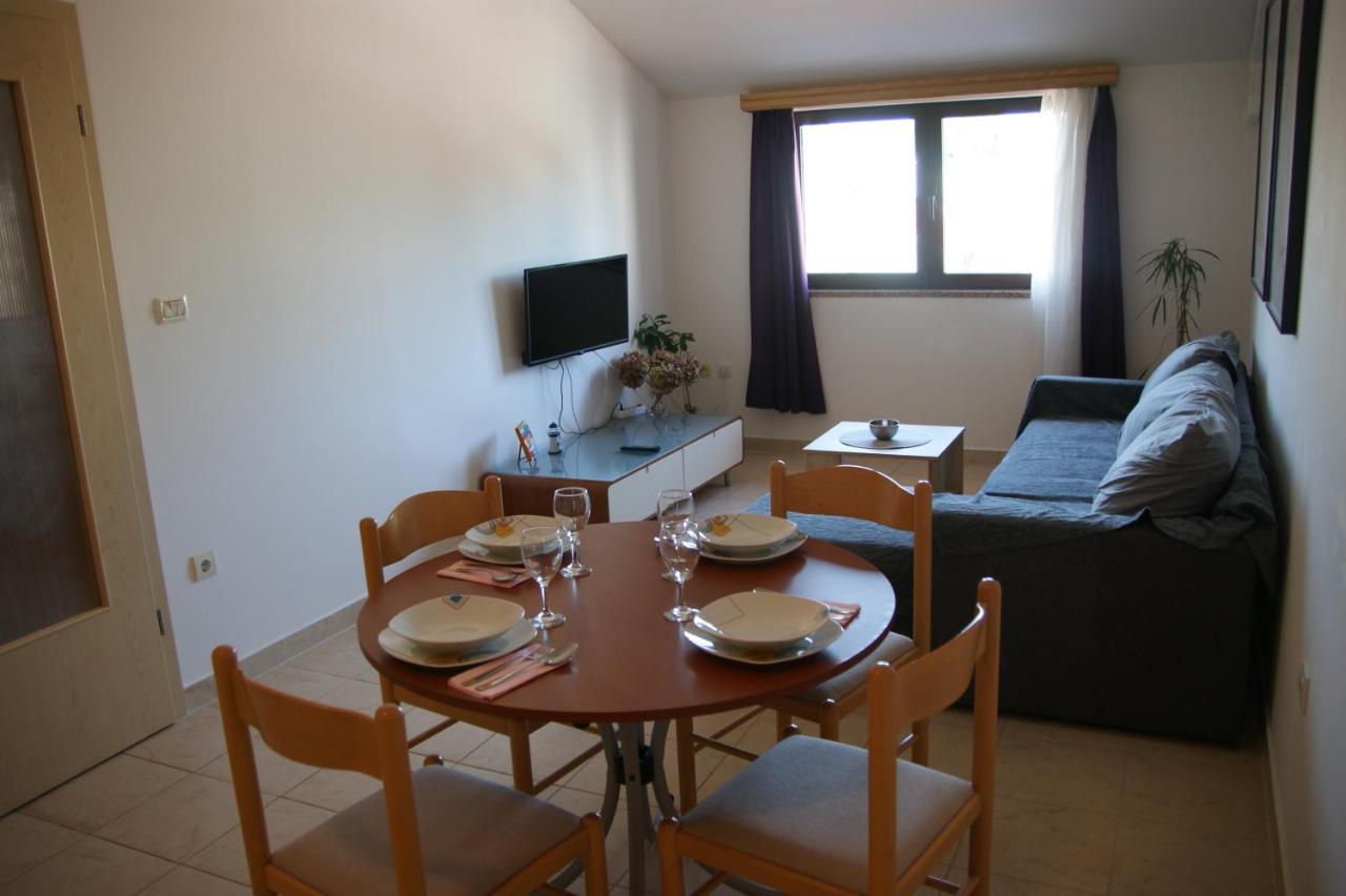 Apartman Adriatic Pula Dış mekan fotoğraf