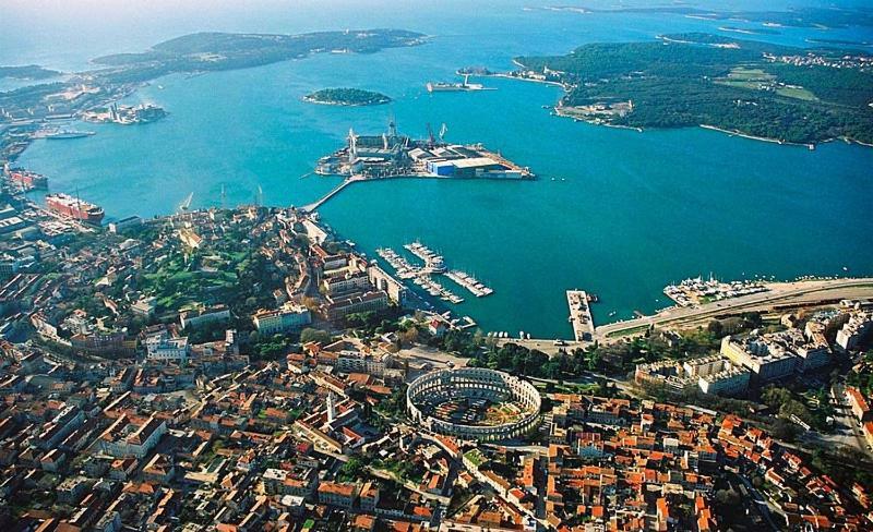 Apartman Adriatic Pula Dış mekan fotoğraf